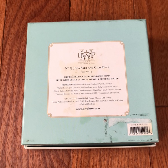 ❤️ 3/$10 ❤️ UWP No. 5 Sea Salt and Chai Tea Soap - Picture 3 of 7